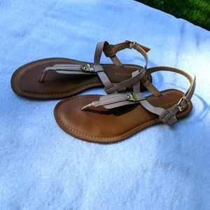 Tommy Hilfiger Landmark Dusty Pink Sandals Size 9M